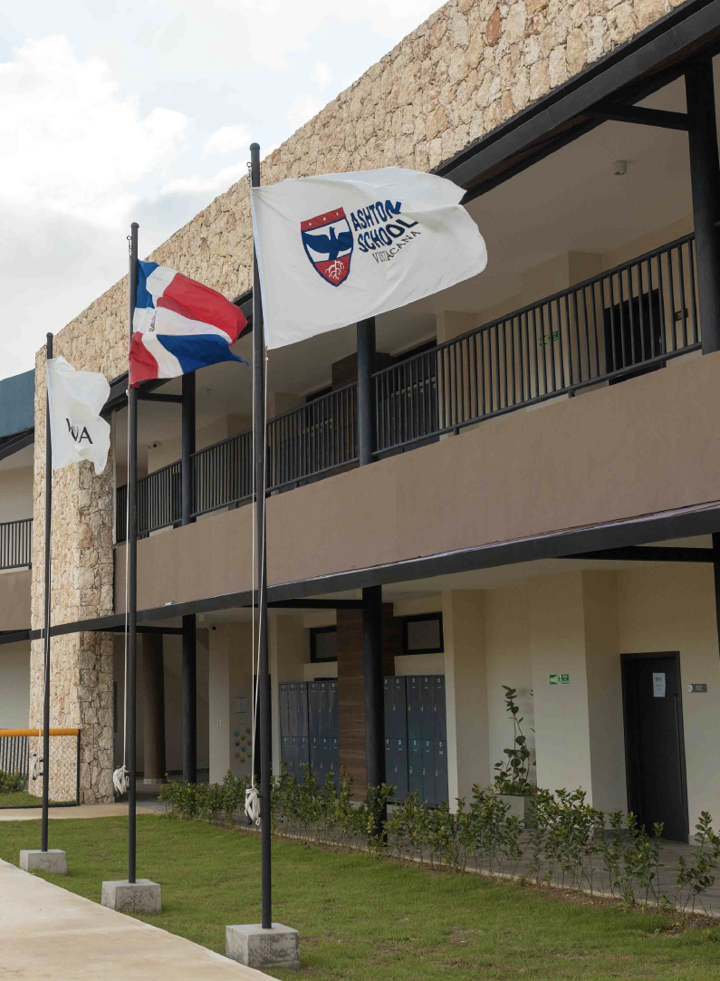 Ashton School Vistacana